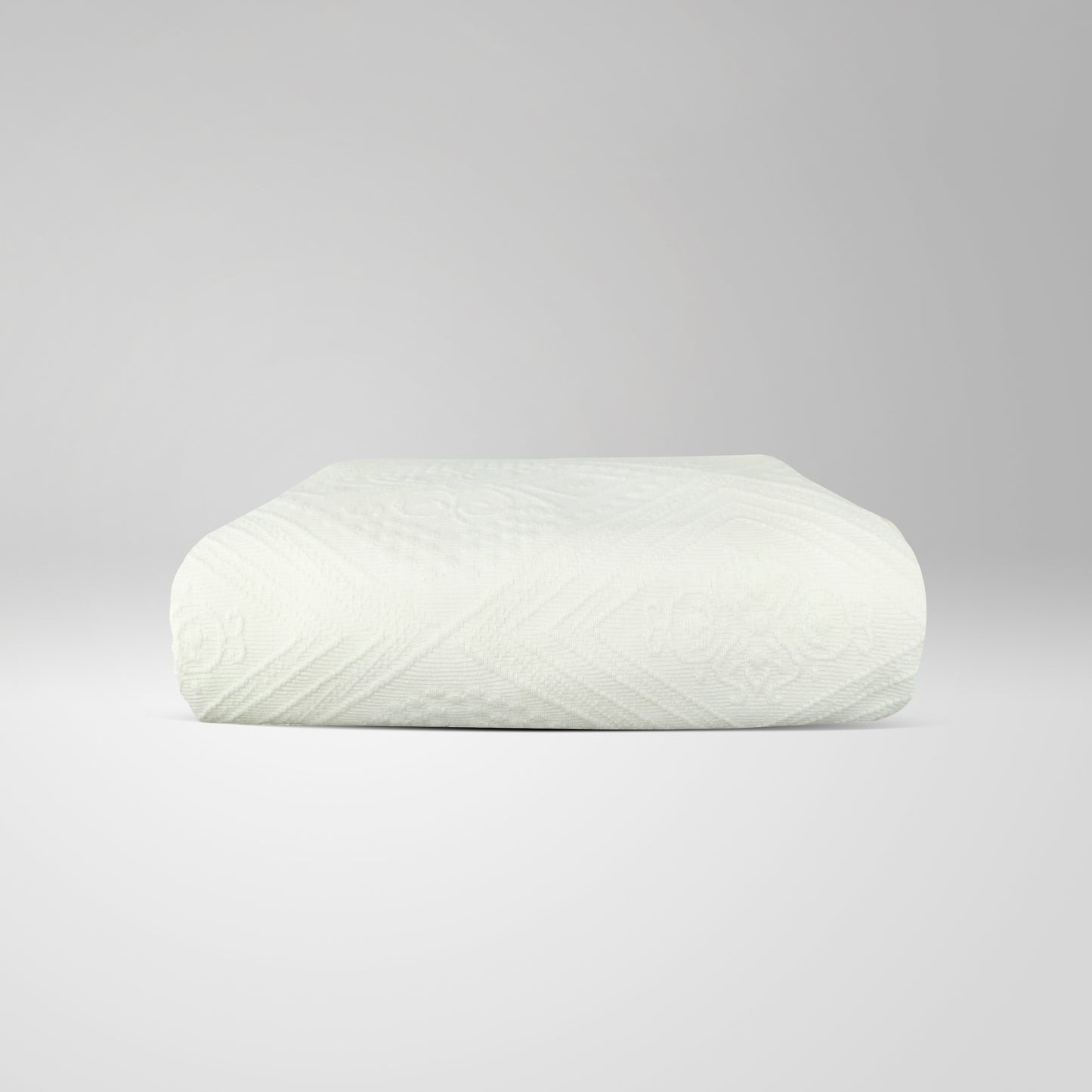 100 % Jacquard Cotton Coverlet