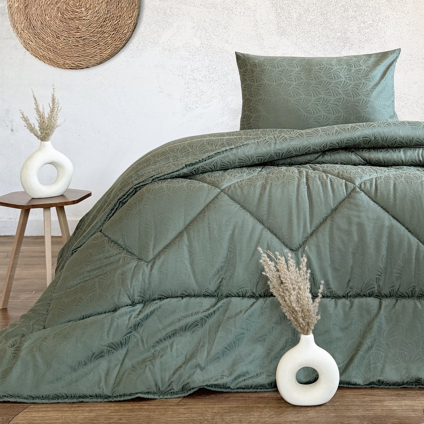 Jacquard Poly Duvet
