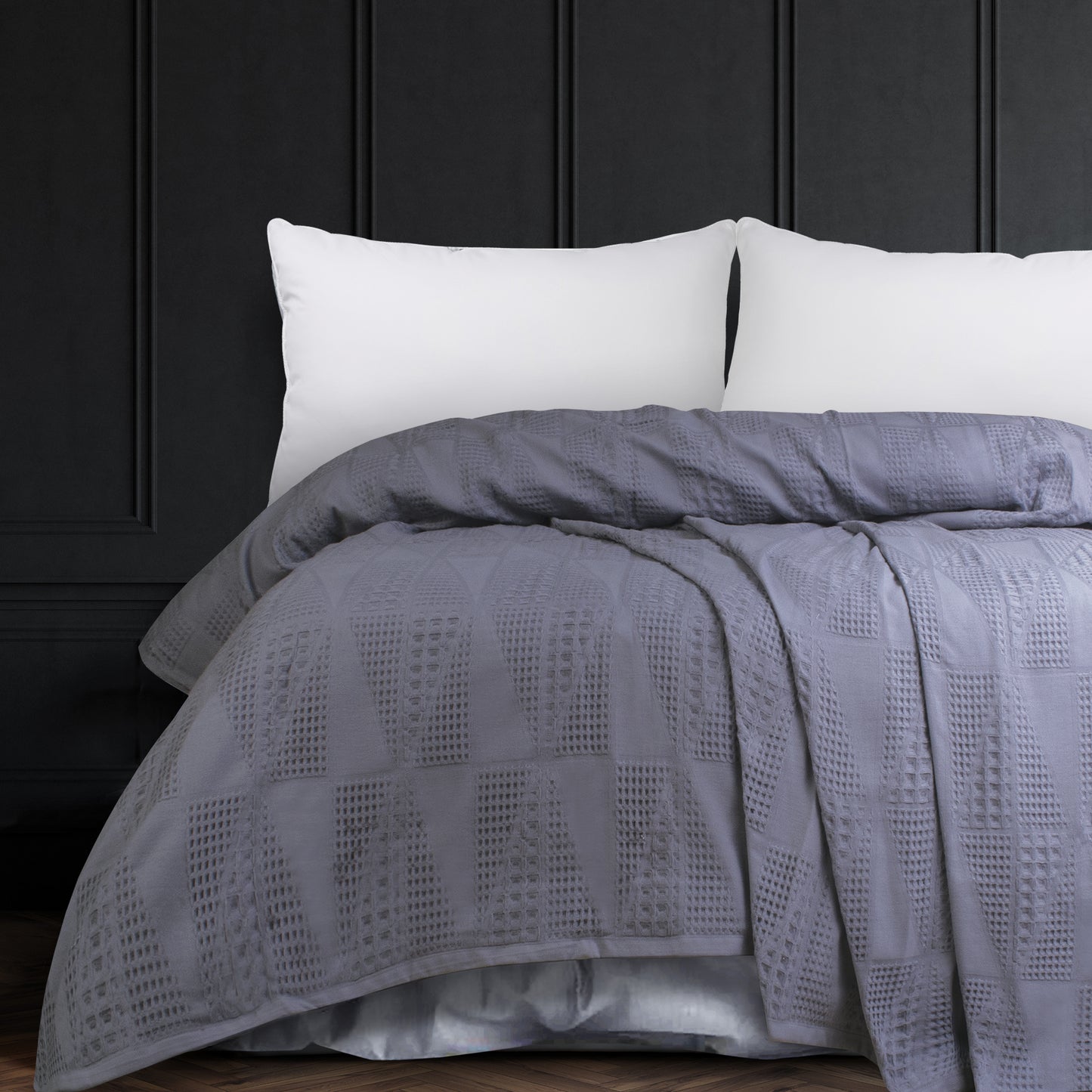 100 % Jacquard Cotton Coverlet +