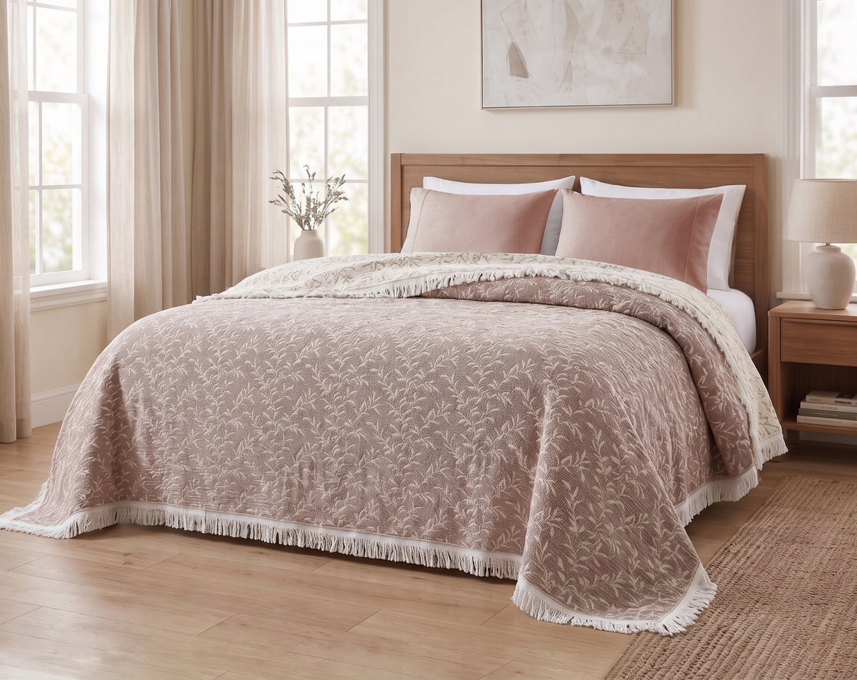 Fluffy jacqurd Coverlet