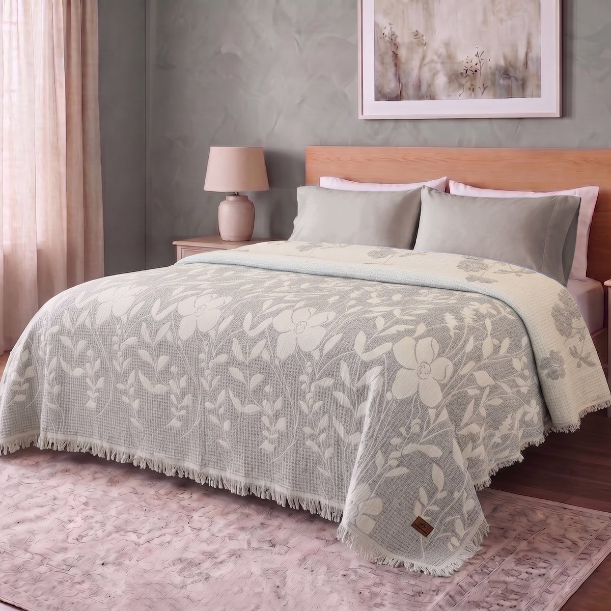 Fluffy jacqurd Coverlet