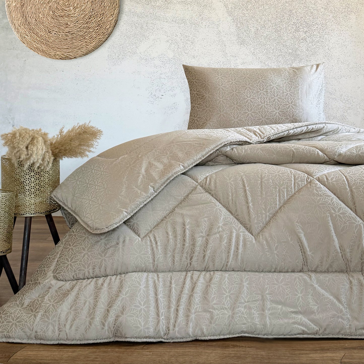 Jacquard Poly Duvet